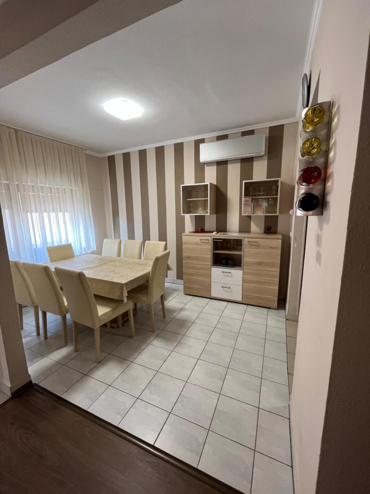 Апартаменты Vass Bor Vendeghaz Кишкёрёш Экстерьер фото